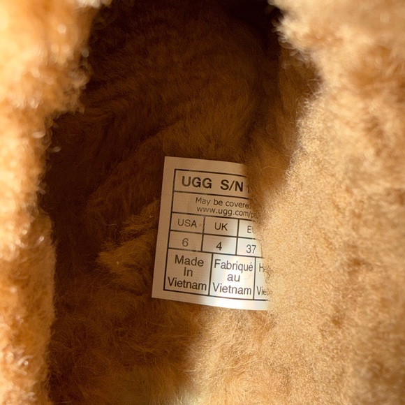 UGG Brown Lanah Clog Slipper - Picture 6 of 6